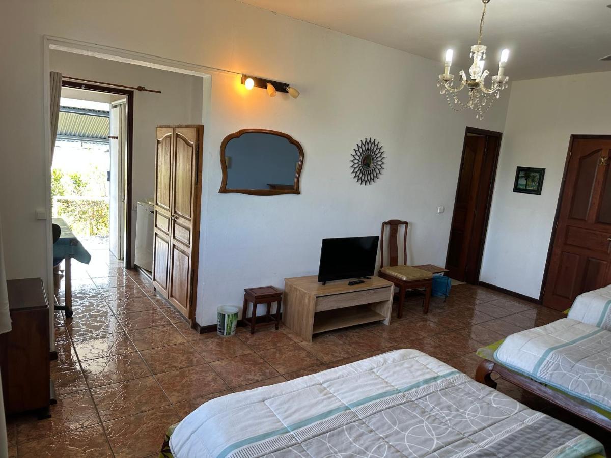 Zoiseaux Pays Bed & Breakfast แซ็ง-ปีแยร์ ภายนอก รูปภาพ